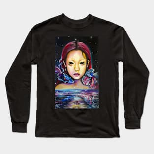 Asian girl with siamese fighting fish Long Sleeve T-Shirt